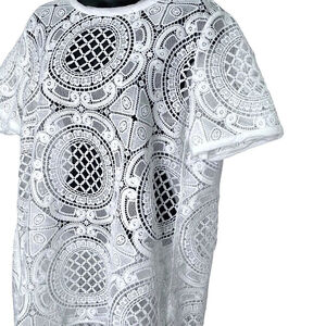 Sundance size M/L White Crocheted Lace Unlined Short Sleeve Blouse